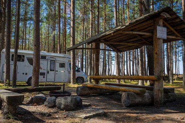 Caravani parkla Valkla Puhkekeskuses