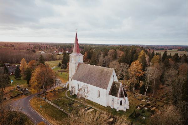 Die Kirche in Kullamaa