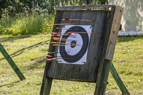 Kõveri Puhkekeskuse vibulaskmine