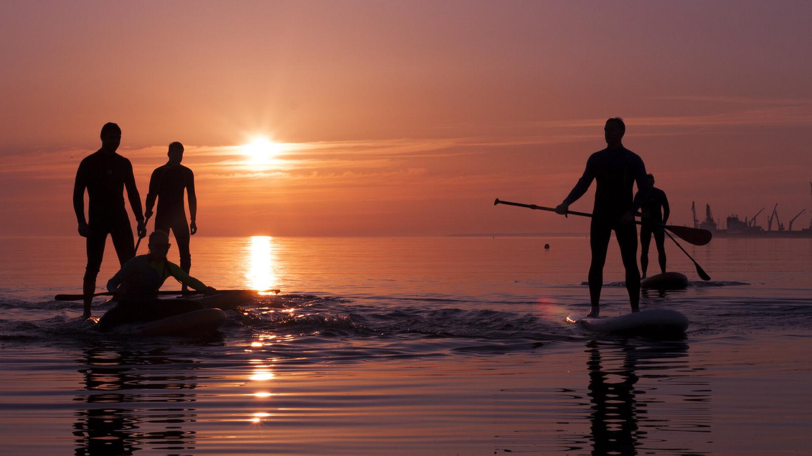 Девушка на кайте. Sup surfing. АЭРОСЕРФИНГ.