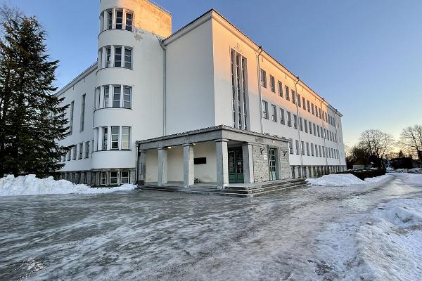 Rakvere Gümnaasiumi hoone