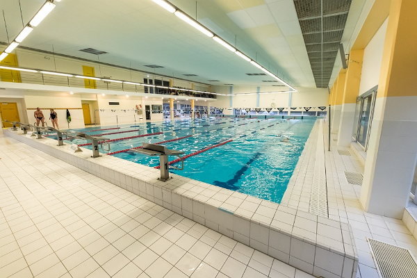 Die Schwimmhalle Nõmme