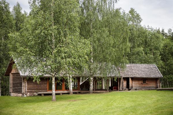 Healing smoke sauna ritual by Männiku Metsatalu