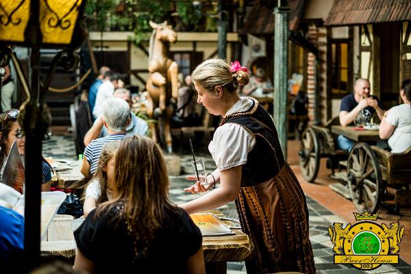 Restaurant und Brauerei "Beer House"