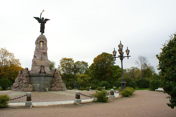 Amandus Adamsons monument