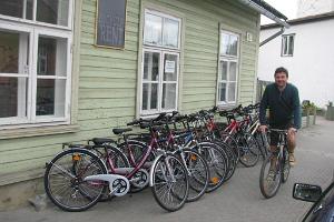 Cykeluthyrning i butiken Rattad Vabaaeg