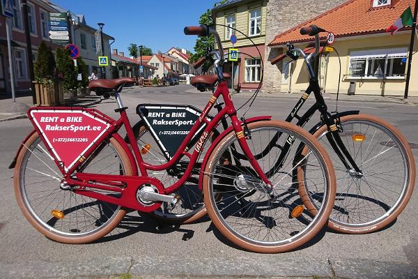 RakserSport cykeluthyrning i Hapsals gamla stad