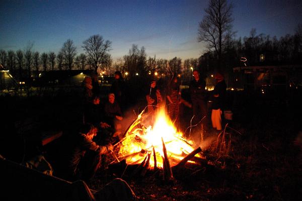 Campfire evening in Emajõe Aed