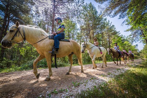 Kassari Horse Riding Hikes