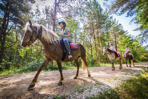 Kassari Horse Riding Hikes