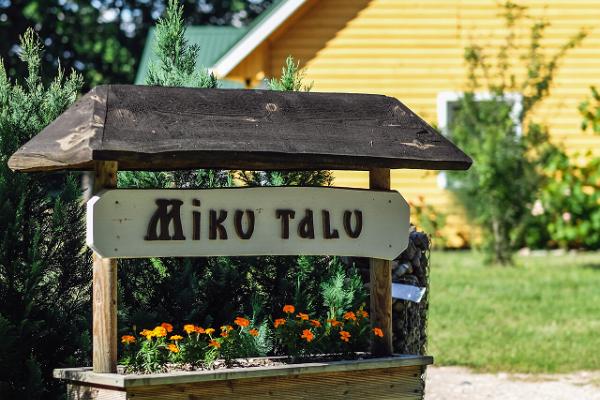 Miku Farm accommodation in Kihnu