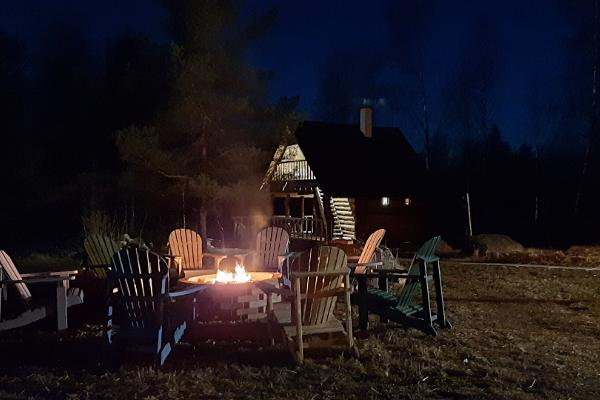 Raistiko puhketalu campfire pit