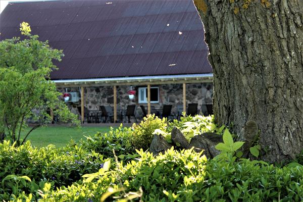 Yard of the Järiste Winery in Tartumaa