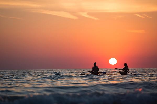 SUP boarding at sea