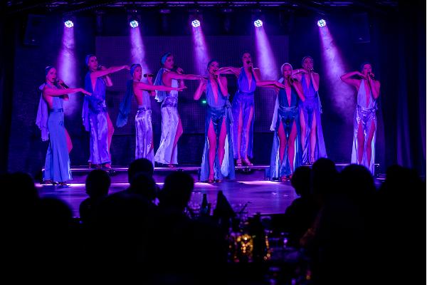 Show & Dinner-Restaurant „Merineitsi” (dt. Meeresnixe)