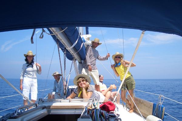 Yachting to the island of Kihnu