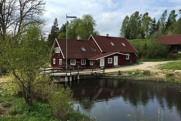 Lutsu Tourist Farm