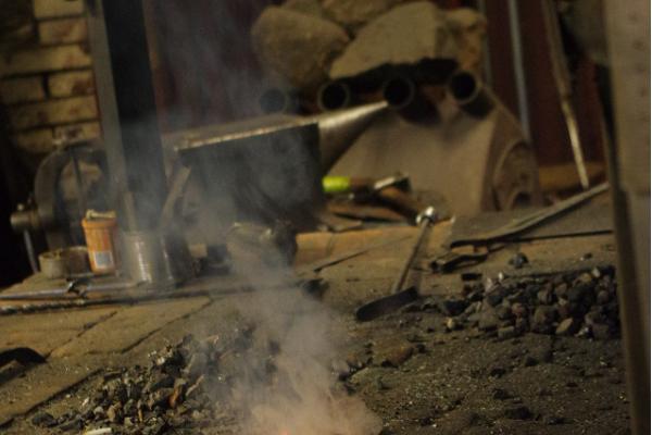 Forging a lucky horseshoe or a nail on the Sepa Farm in Rõuge 