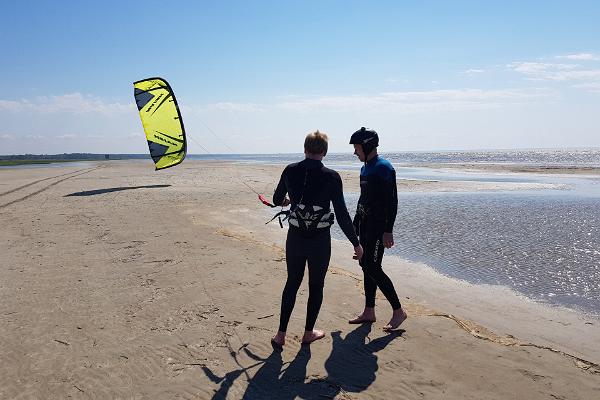 Eine Schulung von Surf Center am Strand