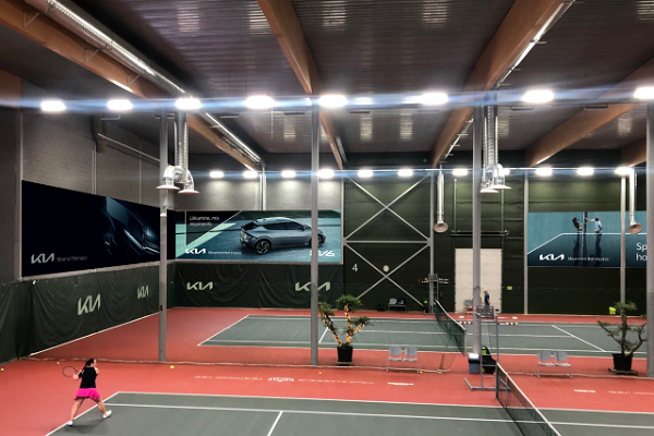 Tennishalle von Pärnu