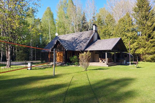 Saunaga puhkemaja_Karupahna Toosikannul