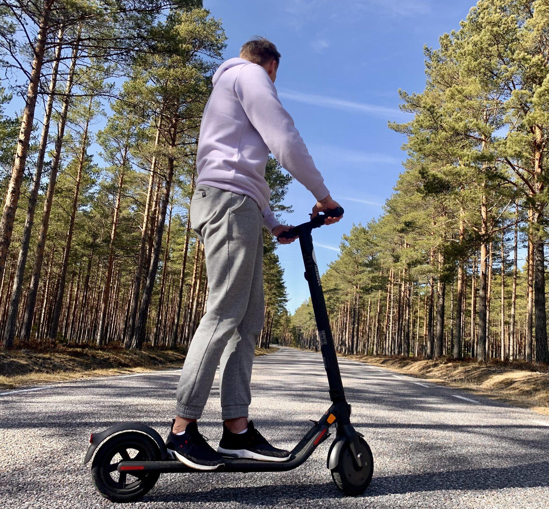 Elektritõukerataste rent Kärdlas