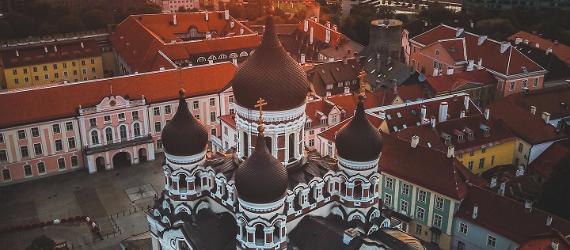 Откройте для себя величественные церкви в Эстонии