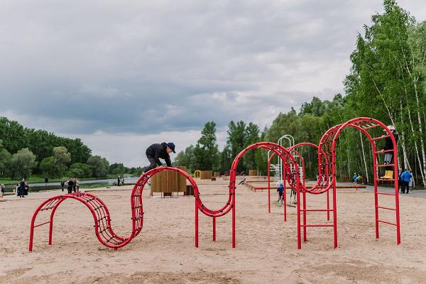 Emajõe City Beach and a climbing boy