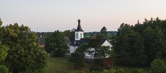 エストニアの教会：中世から現代まで