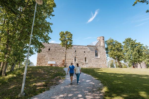 Turen Nordestlands pärlor gamla ruiner - Padise-klostret och von Glehns park