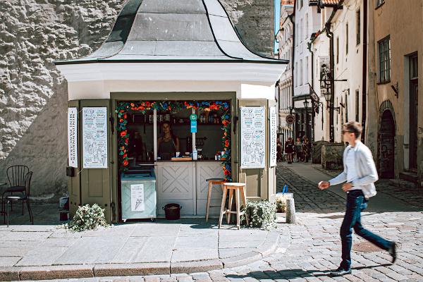 Pancake counter Kooker on the Town Hall Square