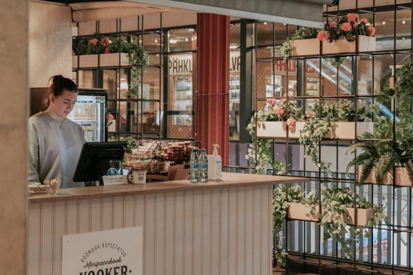 Pfannkuchencafé Kooker im Bahnhof Balti Jaam