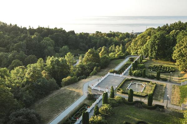 Oru park Toilas - vaade lossiplatsile linnulennult