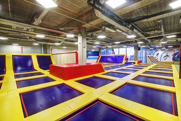 Super Skypark trampoline and playground centre