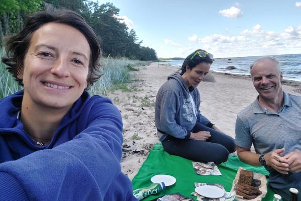 Lahemaa-National-Park-Food-Sightseeing-Estonia-foodsightseeing.ee-food-tours-private-tailored-nature-tours-best-of-sustainable-tourism-in-Estonia-local-picnic-food-guided-by-locals-15