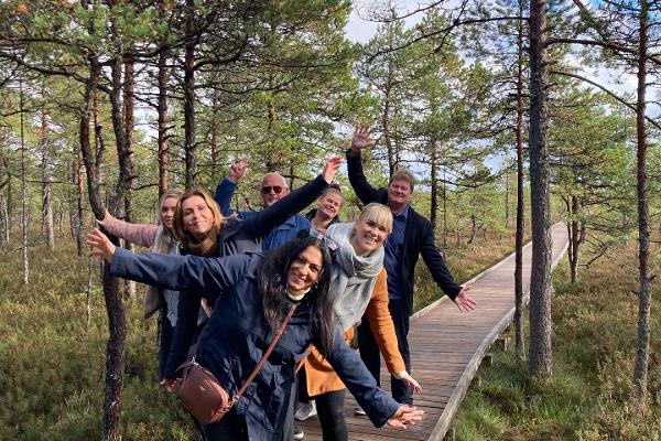 Lahemaa-National-Park-Food-Sightseeing-Estonia-foodsightseeing.ee-food-tours-private-tailored-nature-tours-best-of-sustainable-tourism-in-Estonia-local-picnic-food-guided-by-locals-21