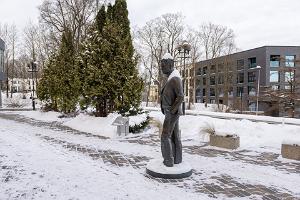 Скульптура Карла Меннинга