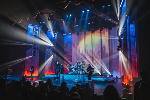 Dream Theaterin konsertti – Top of the World Tour