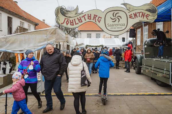 "EHTNE Saaremaa" Ziemassvētku tirdziņš Kuresāres centrā