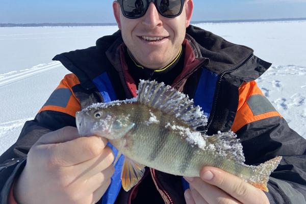 Vinterfiske med Pärnus Fisktaxi