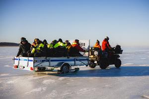 Cruise on the icy Pärnu Bay