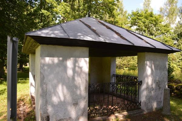 Mats Eredell-kappeli Ala-hautausmaalla