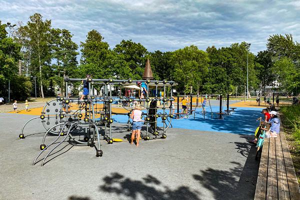 Spielplatz am Strand Pärnu