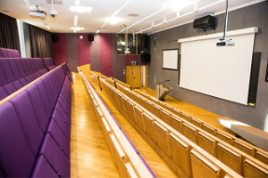 Залы для семинаров в Нарвском колледже Тартуского университета