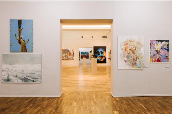 Pildil Tartu Kunstimaja galeriid näitusesaal