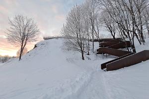 Лестница со смотровой площадки "Пятикроновый вид" в Йоаорг