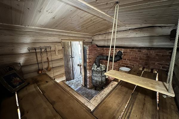 Metsakuurortin venäläinen sauna