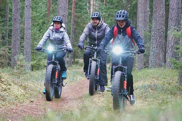 Elektriratas elektrifätt efät efat elektrirattamatk matkajuht visit estonia kevad loodus mets