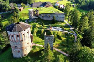 Travelling back in time to the Middle Ages at Vastseliina castle
