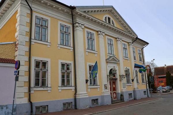 Guided tour in Pärnu ‘Mediaeval tour – city air makes you free’